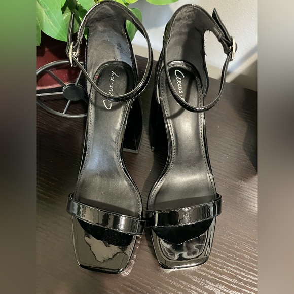 Circus by Sam Eldeman woman size 6 NWT sandal heels - Picture 8 of 8